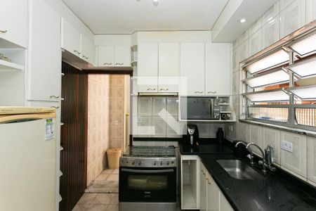 Casa à venda com 125m², 3 quartos e 2 vagasCozinha - Armários