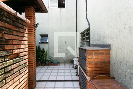 Casa à venda com 125m², 3 quartos e 2 vagasQuintal