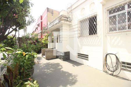 Casa à venda com 350m², 5 quartos e 3 vagasFachada 