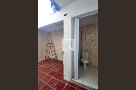 Casa à venda com 111m², 2 quartos e 1 vagaBanheiro de serviço