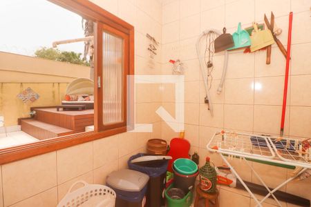 Casa à venda com 400m², 4 quartos e 4 vagas Casa à venda com 400m², 4 quartos e 4 vagasÁrea de Serviço