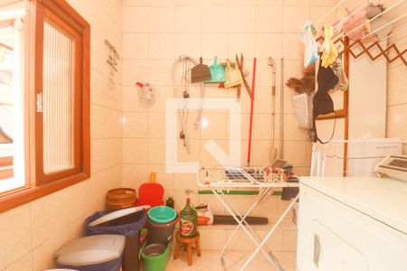 Casa à venda com 400m², 4 quartos e 4 vagas Casa à venda com 400m², 4 quartos e 4 vagasÁrea de Serviço