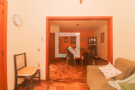 Casa à venda com 400m², 4 quartos e 4 vagas Casa à venda com 400m², 4 quartos e 4 vagasSala de Jantar