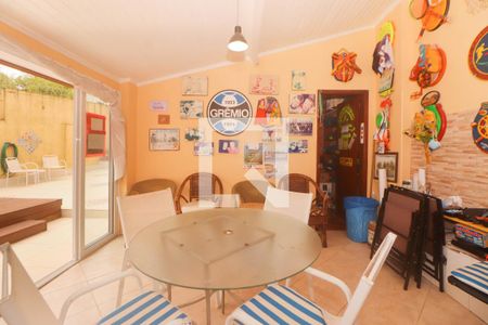 Casa à venda com 400m², 4 quartos e 4 vagas Casa à venda com 400m², 4 quartos e 4 vagasÁrea Gourmet