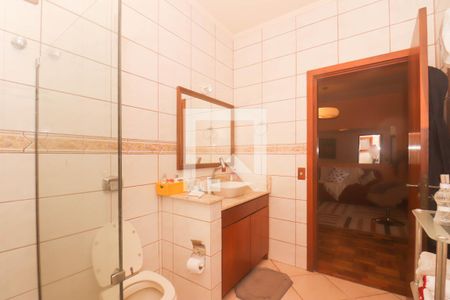 Casa à venda com 400m², 4 quartos e 4 vagas Casa à venda com 400m², 4 quartos e 4 vagasBanheiro Social