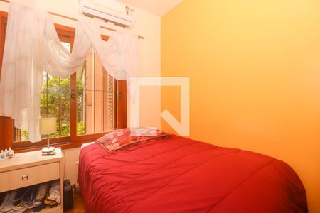 Casa à venda com 400m², 4 quartos e 4 vagas Casa à venda com 400m², 4 quartos e 4 vagasQuarto 1