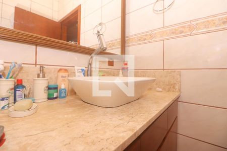 Casa à venda com 400m², 4 quartos e 4 vagas Casa à venda com 400m², 4 quartos e 4 vagasBanheiro Social