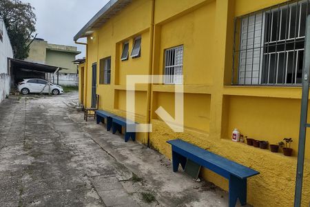 Casa à venda com 440m², 3 quartos e 6 vagasQuintal