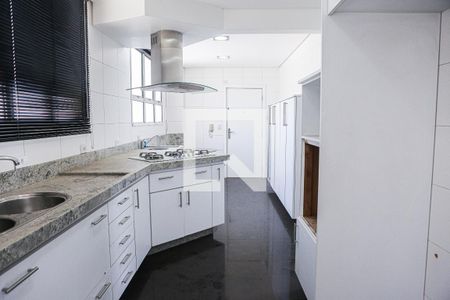 Apartamento à venda com 160m², 2 quartos e 2 vagas Apartamento à venda com 160m², 2 quartos e 2 vagasCozinha