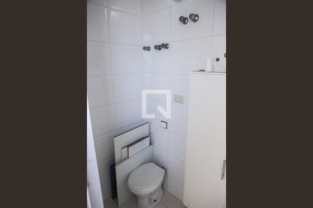 Apartamento à venda com 160m², 2 quartos e 2 vagas Apartamento à venda com 160m², 2 quartos e 2 vagasBanheiro Área de Serviço