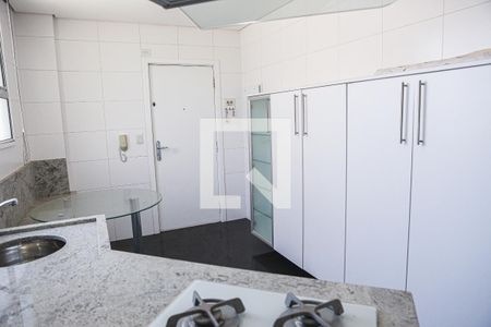 Apartamento à venda com 160m², 2 quartos e 2 vagas Apartamento à venda com 160m², 2 quartos e 2 vagasCozinha