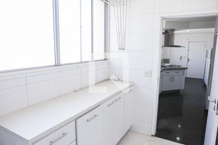 Apartamento à venda com 160m², 2 quartos e 2 vagas Apartamento à venda com 160m², 2 quartos e 2 vagasÁrea de Serviço