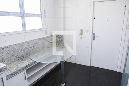 Apartamento à venda com 160m², 2 quartos e 2 vagas Apartamento à venda com 160m², 2 quartos e 2 vagasCozinha