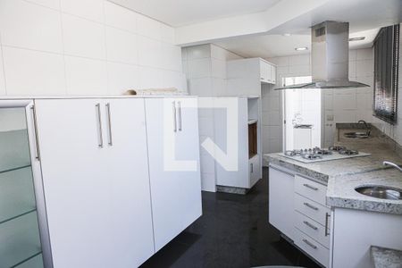 Apartamento à venda com 160m², 2 quartos e 2 vagas Apartamento à venda com 160m², 2 quartos e 2 vagasCozinha