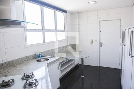 Apartamento à venda com 160m², 2 quartos e 2 vagas Apartamento à venda com 160m², 2 quartos e 2 vagasCozinha