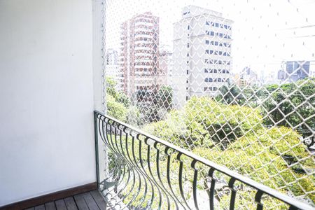 Apartamento à venda com 160m², 2 quartos e 2 vagas Apartamento à venda com 160m², 2 quartos e 2 vagasVaranda da Sala