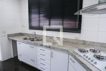 Apartamento à venda com 160m², 2 quartos e 2 vagas Apartamento à venda com 160m², 2 quartos e 2 vagasCozinha