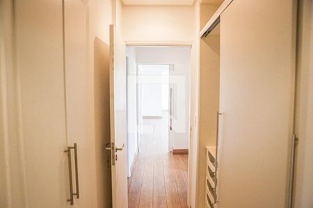 Apartamento à venda com 160m², 2 quartos e 2 vagas Apartamento à venda com 160m², 2 quartos e 2 vagasCorredor