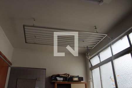 Apartamento à venda com 100m², 2 quartos e 1 vagaÁrea de Serviço