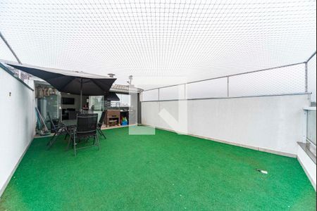 Apartamento à venda com 140m², 3 quartos e 2 vagas Apartamento à venda com 140m², 3 quartos e 2 vagasVaranda da Cobertura e Área Gourmet