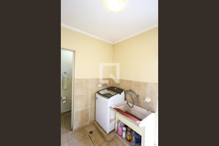 Casa à venda com 280m², 3 quartos e 2 vagasÁrea de Serviço