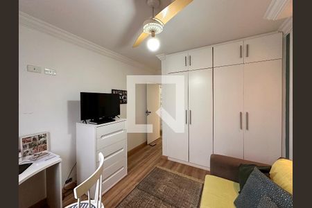 Apartamento à venda com 131m², 3 quartos e 2 vagasQuarto 3