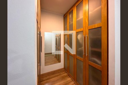 Apartamento à venda com 131m², 3 quartos e 2 vagasCloset Suíte