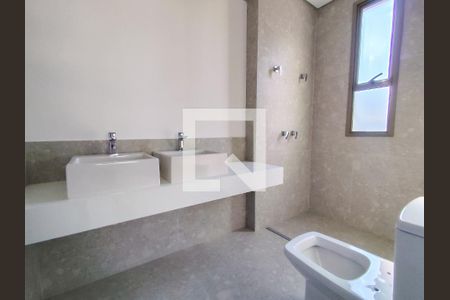 Apartamento à venda com 135m², 4 quartos e 3 vagasBanheiro 