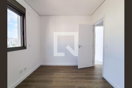 Apartamento à venda com 135m², 4 quartos e 3 vagasQuarto 1