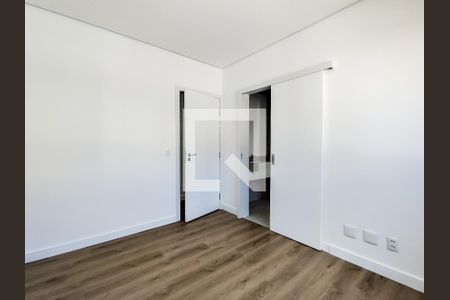 Apartamento à venda com 253m², 4 quartos e 4 vagasQuarto 2