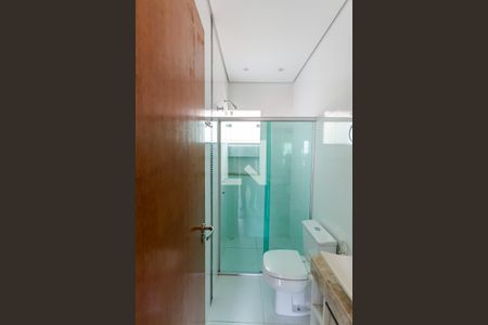 Apartamento à venda com 109m², 2 quartos e 2 vagasBanheiro da Suíte