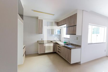 Apartamento à venda com 109m², 2 quartos e 2 vagasCozinha