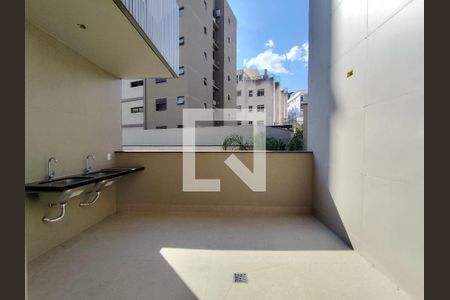 Apartamento à venda com 243m², 4 quartos e 4 vagasVaranda