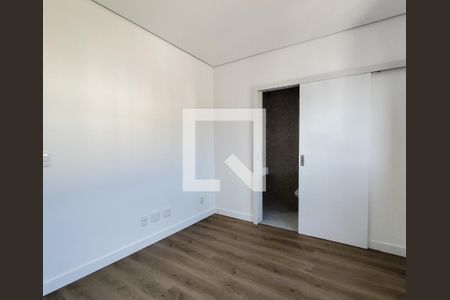 Apartamento à venda com 243m², 4 quartos e 4 vagasQuarto 4