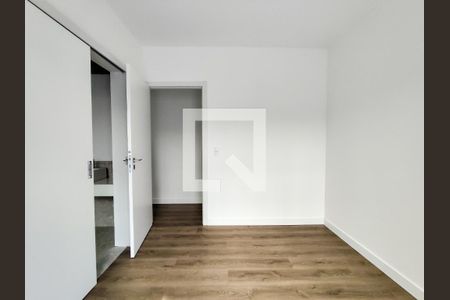 Apartamento à venda com 243m², 4 quartos e 4 vagasQuarto 2