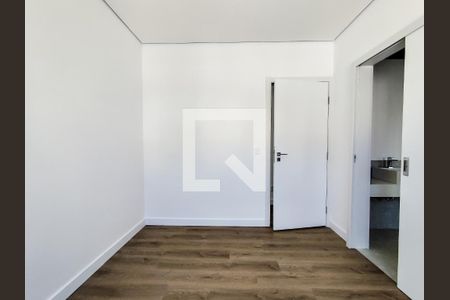 Apartamento à venda com 148m², 4 quartos e 4 vagas Apartamento à venda com 148m², 4 quartos e 4 vagasQuarto 02