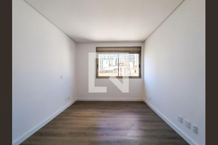 Apartamento à venda com 148m², 4 quartos e 4 vagas Apartamento à venda com 148m², 4 quartos e 4 vagasQuarto 03