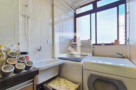 Apartamento à venda com 53m², 2 quartos e 1 vaga Apartamento à venda com 53m², 2 quartos e 1 vagaCozinha e Área de Serviço