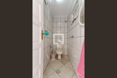 Casa à venda com 140m², 3 quartos e 2 vagasBanheiro de Serviço