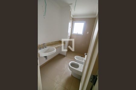 Apartamento à venda com 425m², 7 quartos e 5 vagasBanheiro da Suíte 1