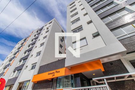 Apartamento à venda com 79m², 2 quartos e 2 vagas Apartamento à venda com 79m², 2 quartos e 2 vagasFachada