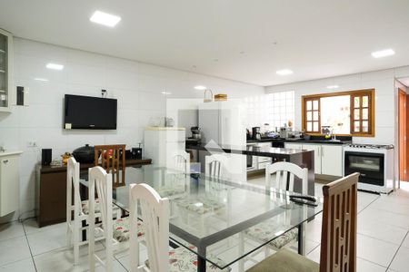 Casa à venda com 380m², 5 quartos e 2 vagasCozinha