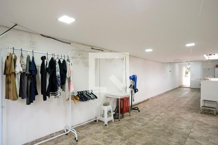 Casa à venda com 380m², 5 quartos e 2 vagasQuintal