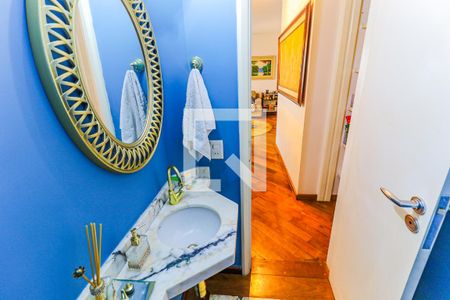 Apartamento à venda com 159m², 2 quartos e 2 vagas Apartamento à venda com 159m², 2 quartos e 2 vagasLavabo