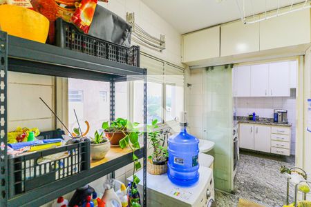 Apartamento à venda com 159m², 2 quartos e 2 vagas Apartamento à venda com 159m², 2 quartos e 2 vagasÁrea de Serviço