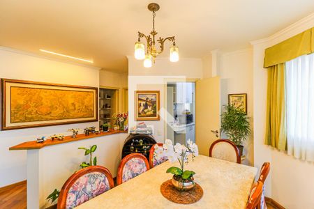 Apartamento à venda com 159m², 2 quartos e 2 vagas Apartamento à venda com 159m², 2 quartos e 2 vagasSala de jantar