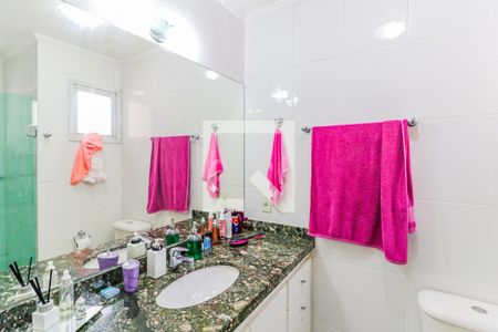 Apartamento à venda com 159m², 2 quartos e 2 vagas Apartamento à venda com 159m², 2 quartos e 2 vagasBanheiro Suíte 1