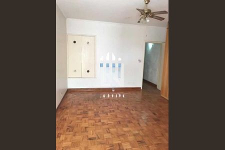 Casa à venda com 3 quartos, 250m² em Vila Monumento, São Paulo