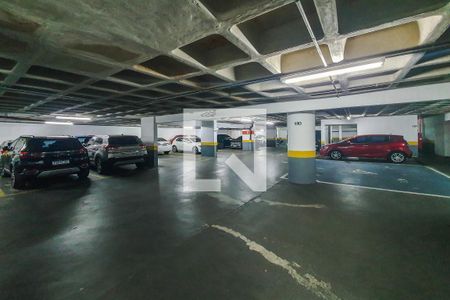 Apartamento à venda com 140m², 3 quartos e 2 vagas Apartamento à venda com 140m², 3 quartos e 2 vagasGaragem