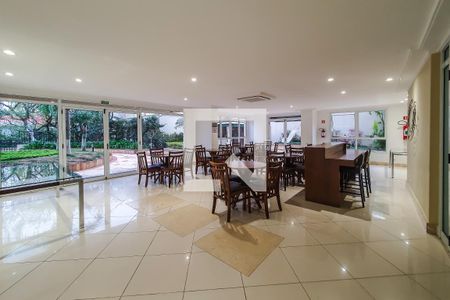 Apartamento à venda com 140m², 3 quartos e 2 vagas Apartamento à venda com 140m², 3 quartos e 2 vagasÁrea comum - Salão de festas